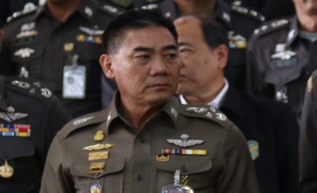 ผบ.ตร.ลั่นไม่เลี้ยงตำรวจชั่ว ปมชุดสืบฯยัดข้อหาร้านโอเกะพัทยา