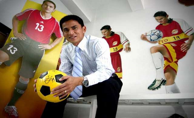 ซิโก้ เด็กเรียนวิทย์สู่คนบงการข้างสนาม 