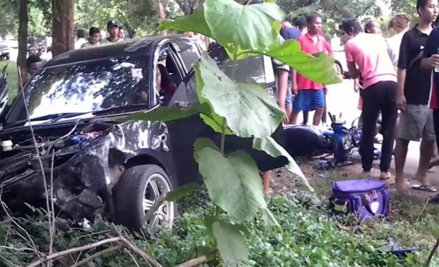 'เด็กแว้น'อุทัยฯ จับกลุ่มซิ่ง พุ่งชนกระบะ เสียชีวิต 4 ศพ 