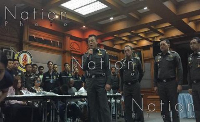 เปิดปฏิบัติการ 'Black Eagle' รวบแก๊งคนดำหลอก บ.สิงคโปร์