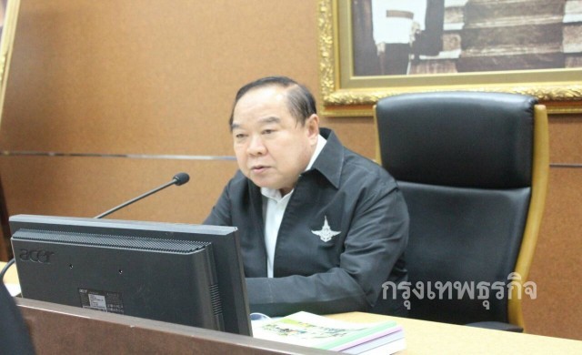 'ประวิตร' สั่ง จนท. ล่าตัวคนร้ายบึ้ม "ตรัง-ประจวบฯ" มาลงโทษ