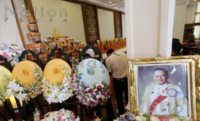 สวดศพ 'บรรหาร' คืนสุดท้าย