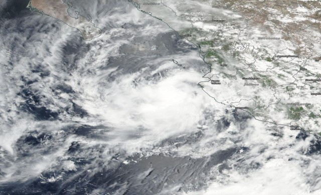 พายุโซนร้อน"เตี้ยนหมู่"บุกเวียดนามวันนี้