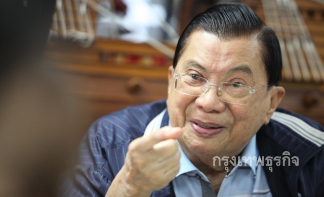'ชวลิต'ไม่อยากขัดคำสั่งคสช. ขอเลื่อนสนทนาธรรม
