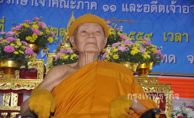 วัดบ้านไร่โชว์หุ่นขี้ผึ้งหลวงพ่อคูณ เหมือนองค์จริงมากที่สุด