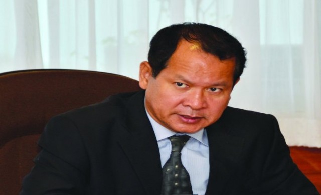 ฟังอีกมุม! พาณิชย์ยันข้าราชการไม่ได้ข่มขู่เบ่งกินฟรี