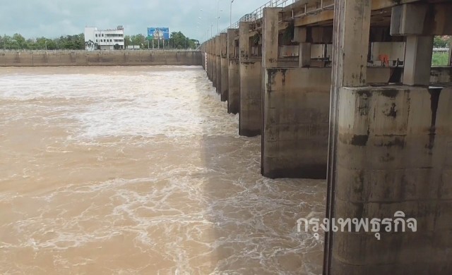 กรมชลฯสั่งเร่งระบายน้ำรองรับฝนตกช่วง 14-18 ต.ค.