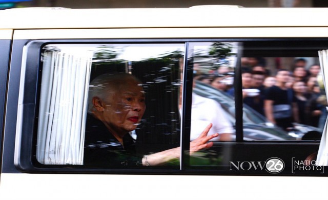 ภาพขบวนเชิญพระบรมศพสู่พระบรมมหาราชวัง