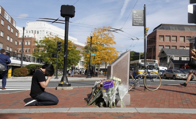 คนไทยในต่างแดนถวายอาลัยในหลวง