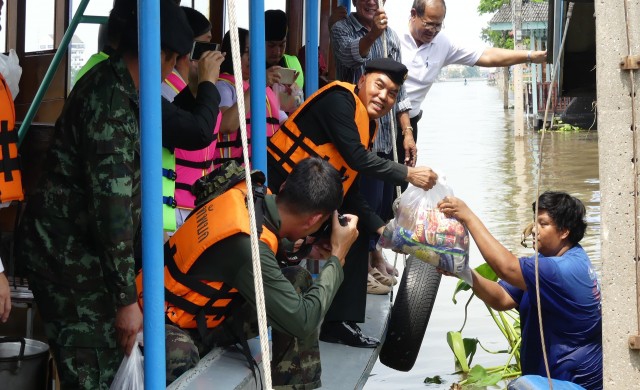 น้ำท่วม3จังหวัดท้ายเขื่อนเจ้าพระยา เริ่มคลี่คลาย-เร่งฟื้นฟู