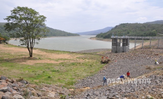 'เขื่อนลำพระเพลิง'เริ่มวิกฤต น้ำเหลือแค่42%