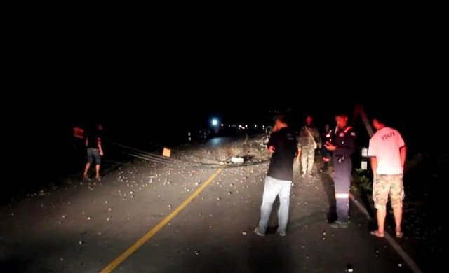 สิบล้อแหกโค้งมรณะตกเหวลึก ดับ 1