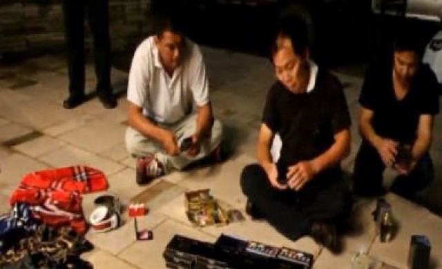 บุก'ไนท์บาร์ซ่าพัทยา' จับสินค้าละเมิดลิขสิทธิ์มูลค่ากว่า10ล.