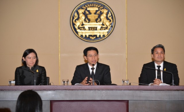 จี้หน่วยงานรัฐเดินหน้าโรดแมพรบ. ขู่ฟันพวกทำงานล่าช้า