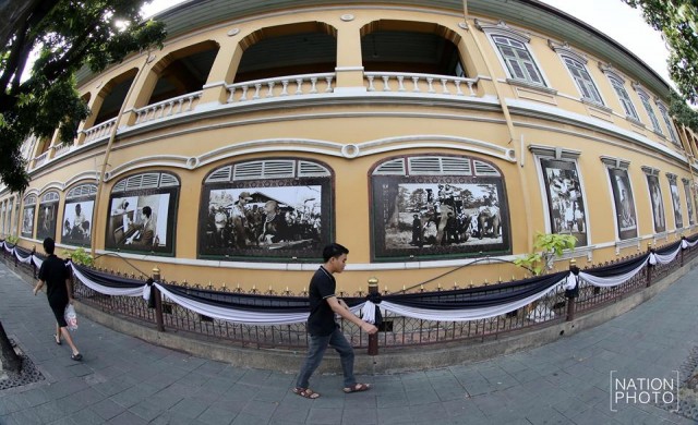 ภาพพระราชกรณียกิจ ร.9 ที่ร.ร.สวนกุหลาบวิทยาลัย 