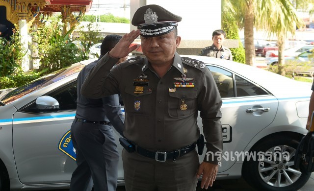 'ศรีวราห์'สั่งเสริมกำลังตร.4กองร้อยจัดหนักธรรมกาย!