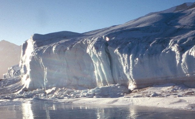 คาดแผ่นน้ำแข็งยักษ์ขั้วโลกใต้ แยกออกใน 3 เดือน