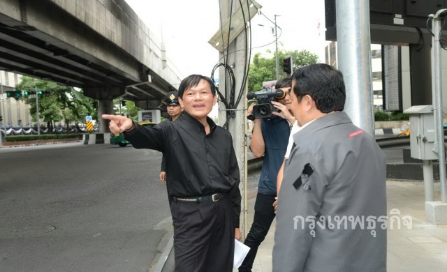 'จักกพันธุ์' เดินสายตรวจงาน 4 เขตฝั่งธนฯ