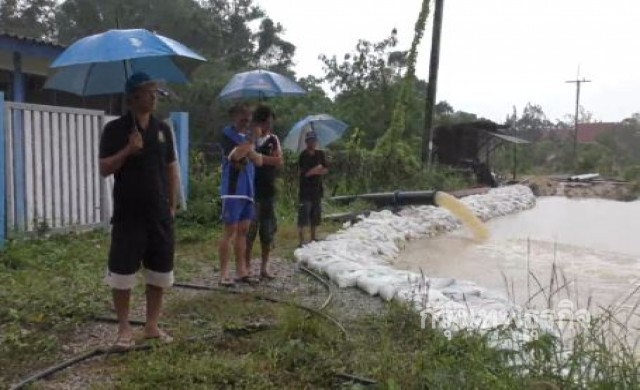 เร่งสูบน้ำออกจากสถานีผลิตน้ำประปากันตัง