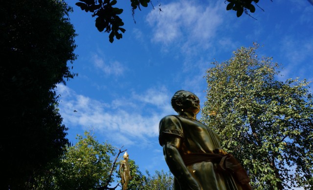 จำปาขาวของ “พ่อขุน” 