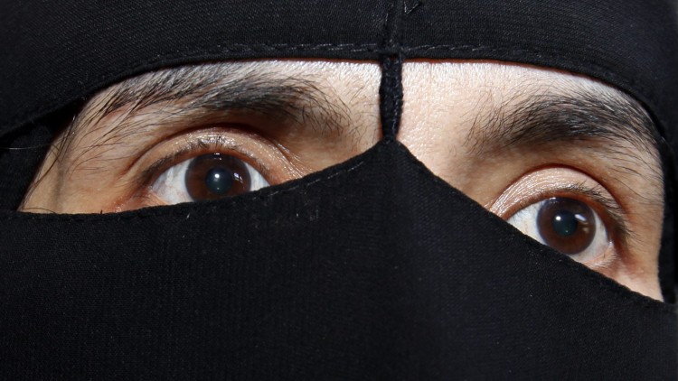 ‘ไอเอส’ เริ่มเกณฑ์หญิงร่วมก่อการร้าย