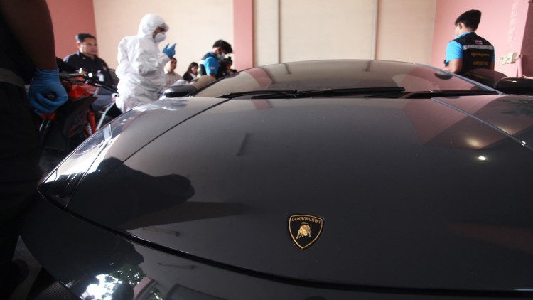 สั่งยึดทรัพย์'บอย'12รายการ ลัมโบร์กินี'เบนซ์'โดนด้วย