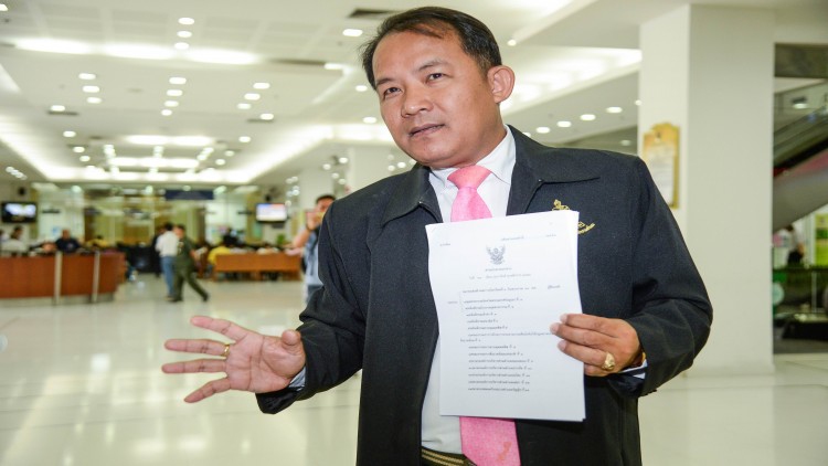 'อุบาสก-อุบาสิกา'ฟ้องเจ้าอาวาสวัดลาดพร้าว