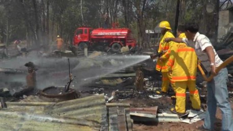 ไฟไหม้อาคารโรงเรียนจ.มหาสารคาม เสียหายทั้งหลัง