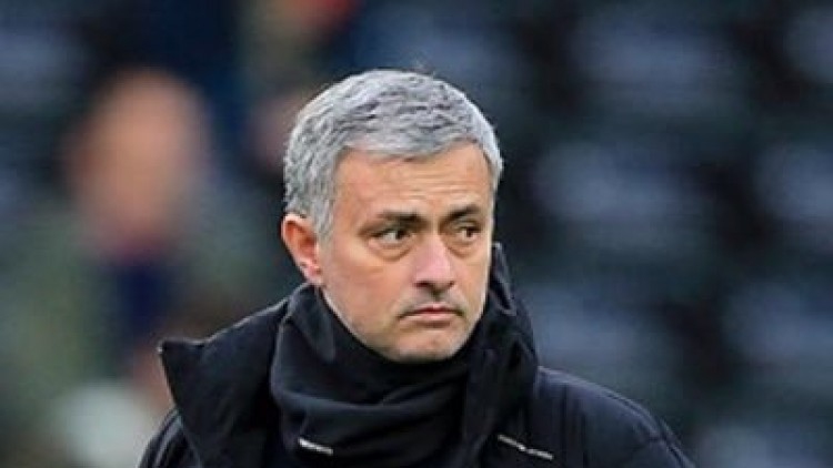 “มูรินโญ” โต้แฟนเชลซีย้ำตนยังเป็นเบอร์หนึ่ง