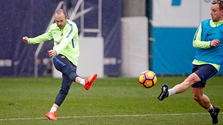 “อิเนียสต้า” เผยจะคุยเรื่องสัญญาหลังจบซีซั่น