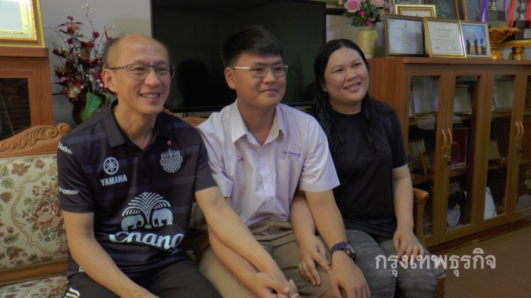 สุดยอด! 'น้องอ๊อด' สอบโอเนตคะแนนเต็ม100 ติดแพทย์ม.ดัง5แห่ง