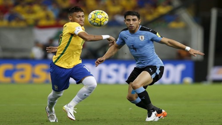 “อุรุกวัย” เปิดบ้านรับมือ “บราซิล”