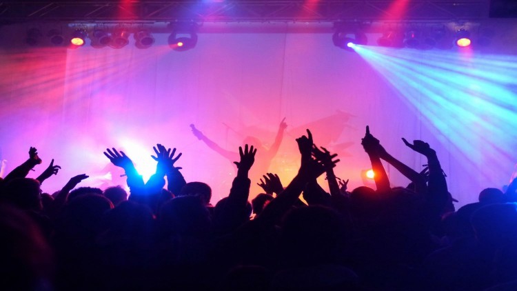 ทางรอดที่ต้องเลือกของนักดนตรียุค 4.0