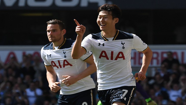 สเปอร์สถล่มวัตฟอร์ด 4-0 จี้จ่าฝูง 4 แต้ม