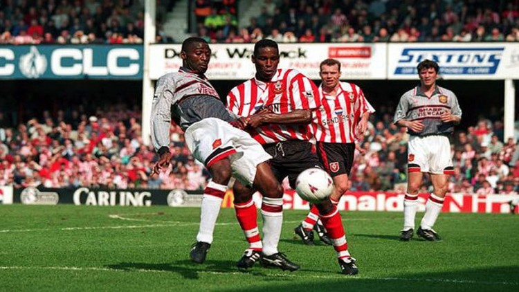 Today in Sport...เมื่อชุดแข่งเห่ยทำผีฟอร์มห่วย