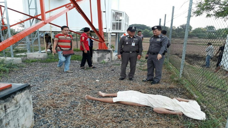 หนุ่มหลอนปีนเสาโทรศัพท์ร่างร่วงดับคาที่