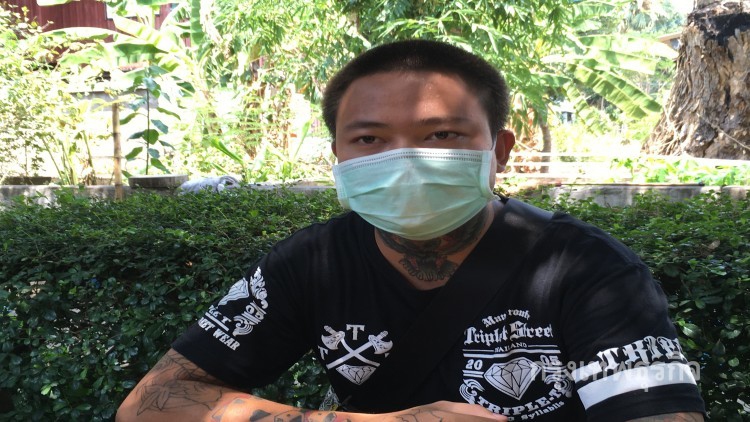 ช่างสักนกฮูกน้อยใจ ถูกสังคมประนามเป็นแกงค์ค้าประเวณี 