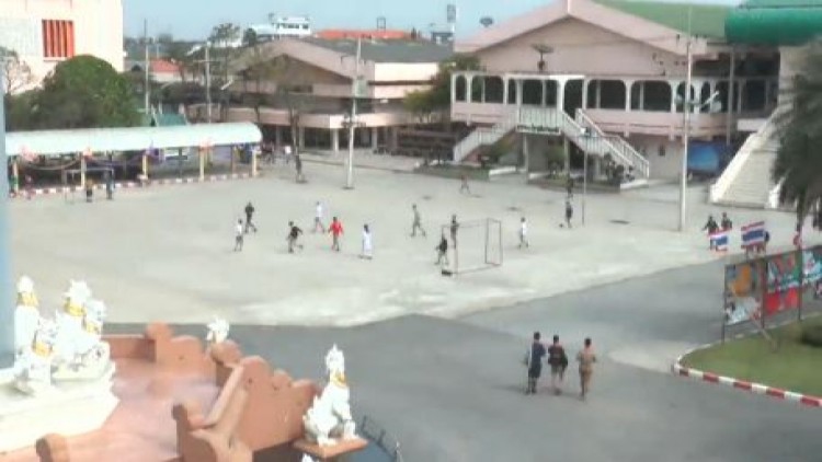 นร.โรงเรียนดังโคราชรับได้ สำรวจสาวประเภทสองไม่กีดกันเพศ