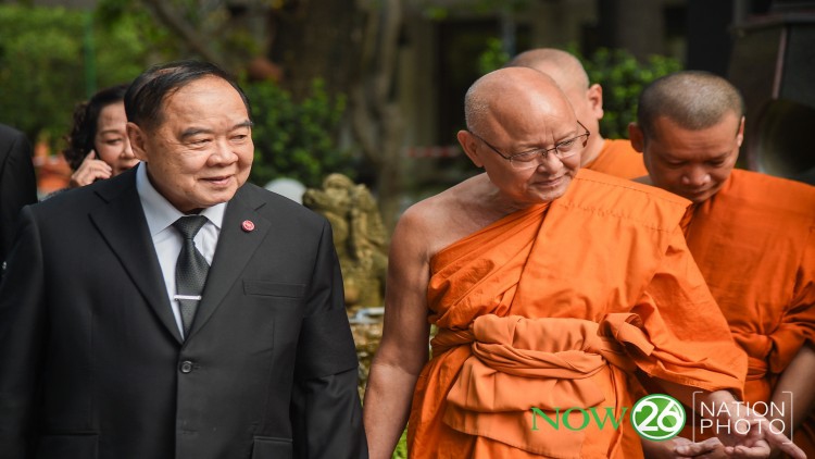 ผบ.เหล่าทัพร่วมงาน บรรพชาอุปสมบท94รูป ถวายในหลวงร.9