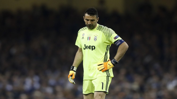 “บุฟฟอน”สุดช้ำรองแชมป์หนที่สาม