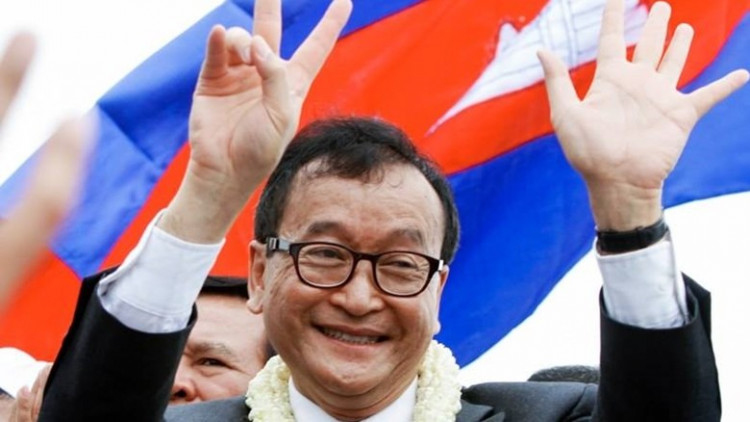 ‘สม รังสี’ ยันไม่กลับประเทศ-ซัด ‘ไม่จริงใจ’