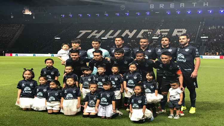  "บุรีรัมย์"อัด"ราชนาวี"2-0ขึ้นจ่าฝูงไทยลีก