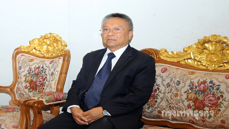 'ขสมก.' เลื่อนประมูลรถเมล์เอ็นจีวีรอบใหม่