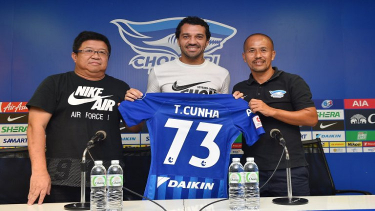 ชลบุรี เอฟซีเปิดตัว"คุนญา"สวมเบอร์73