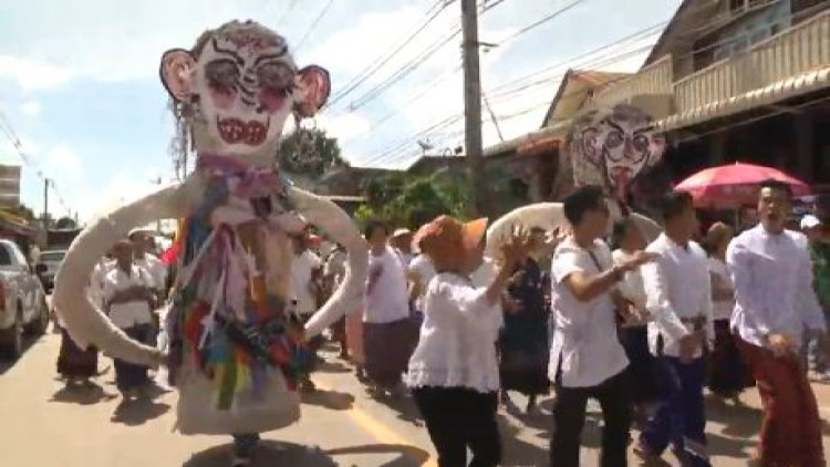 เปิดแล้วเทศกาลละเล่นผีตาโขน ด่านซ้ายจ.เลย