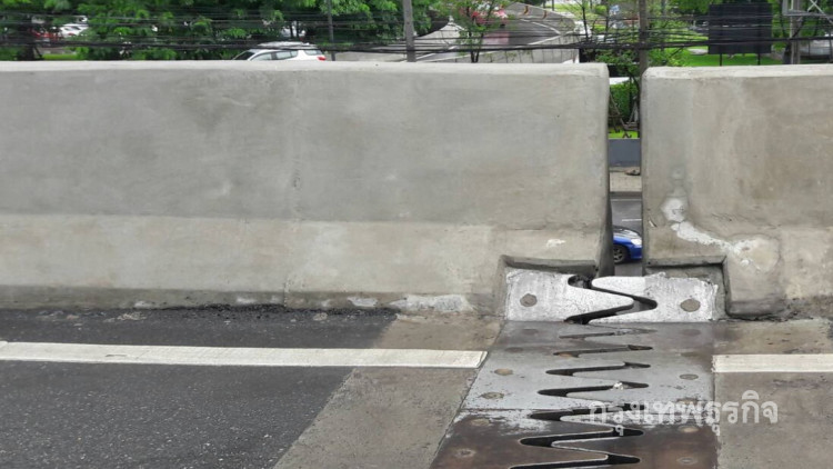 คาดเปิดสะพานเข้าห้างฟิวเจอร์รังสิต ก.ย.นี้