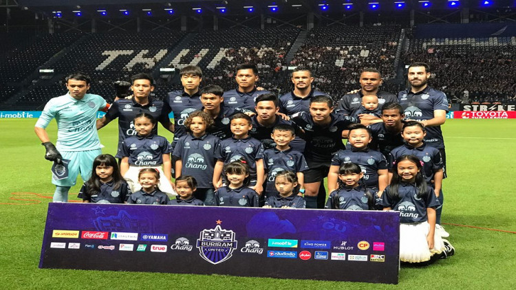 "บุรีรัมย์"ถล่ม"อุบล"4-0รั้งจ่าฝูงไทยลีกต่อ