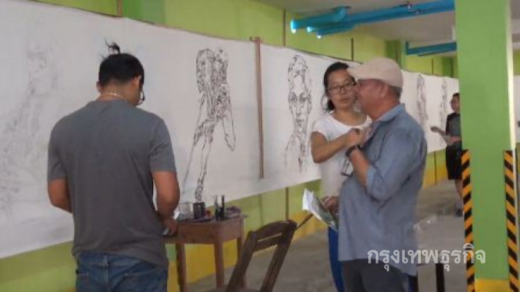 ศิลปินร่วมวาดภาพ 'ในหลวงรัชกาลที่ 9' ความยาว249เมตร