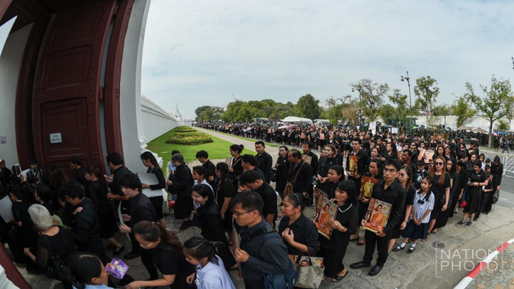 ปชช.เข้ากราบพระบรมศพ275วันรวม9ล้านคน