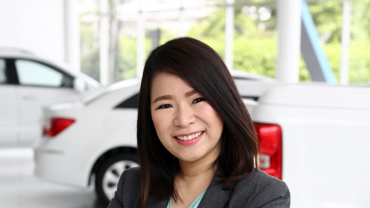  ‘สยามคาร์ดีล’  โชว์รูมรถ 24 ชั่วโมง 